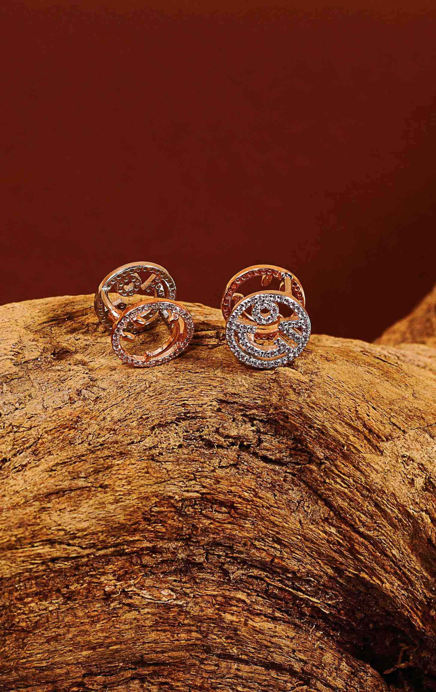 Wink Smiley Dual Tone Zirconic Stud Earring Silver