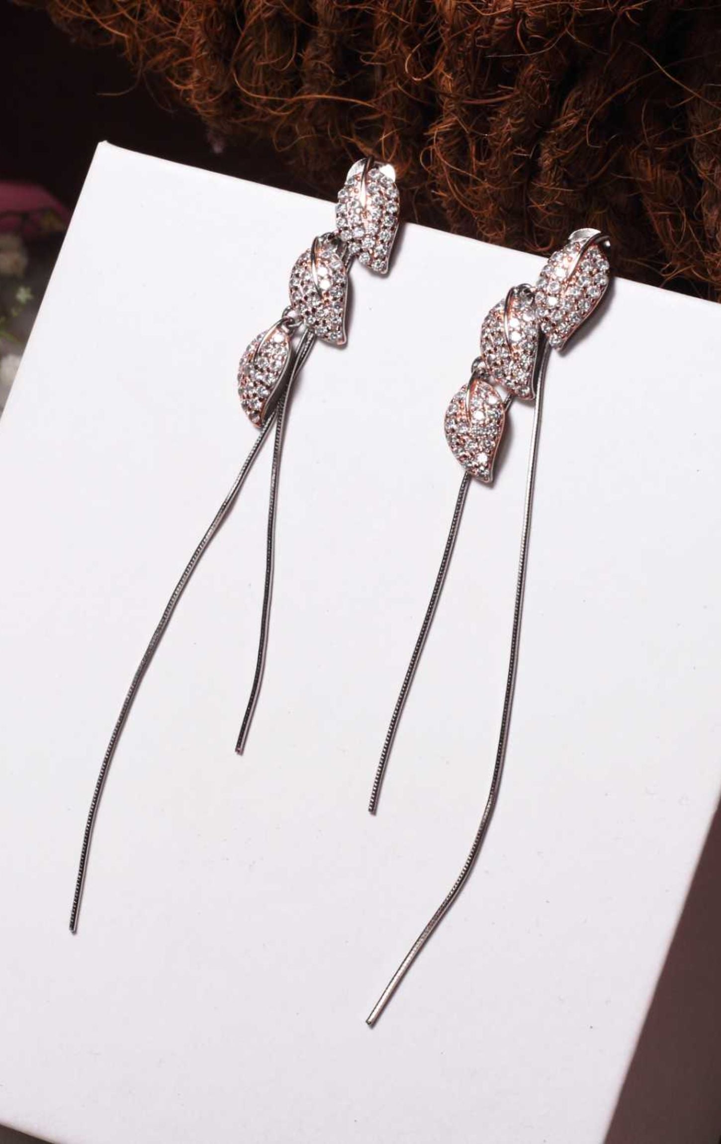 Leaf With Hanging Vines Earring Silver