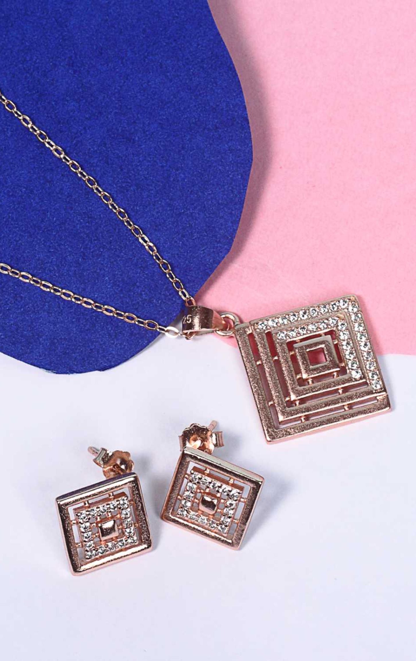 Square White Swarovski Zircon Looping Pendant Set Rose Gold