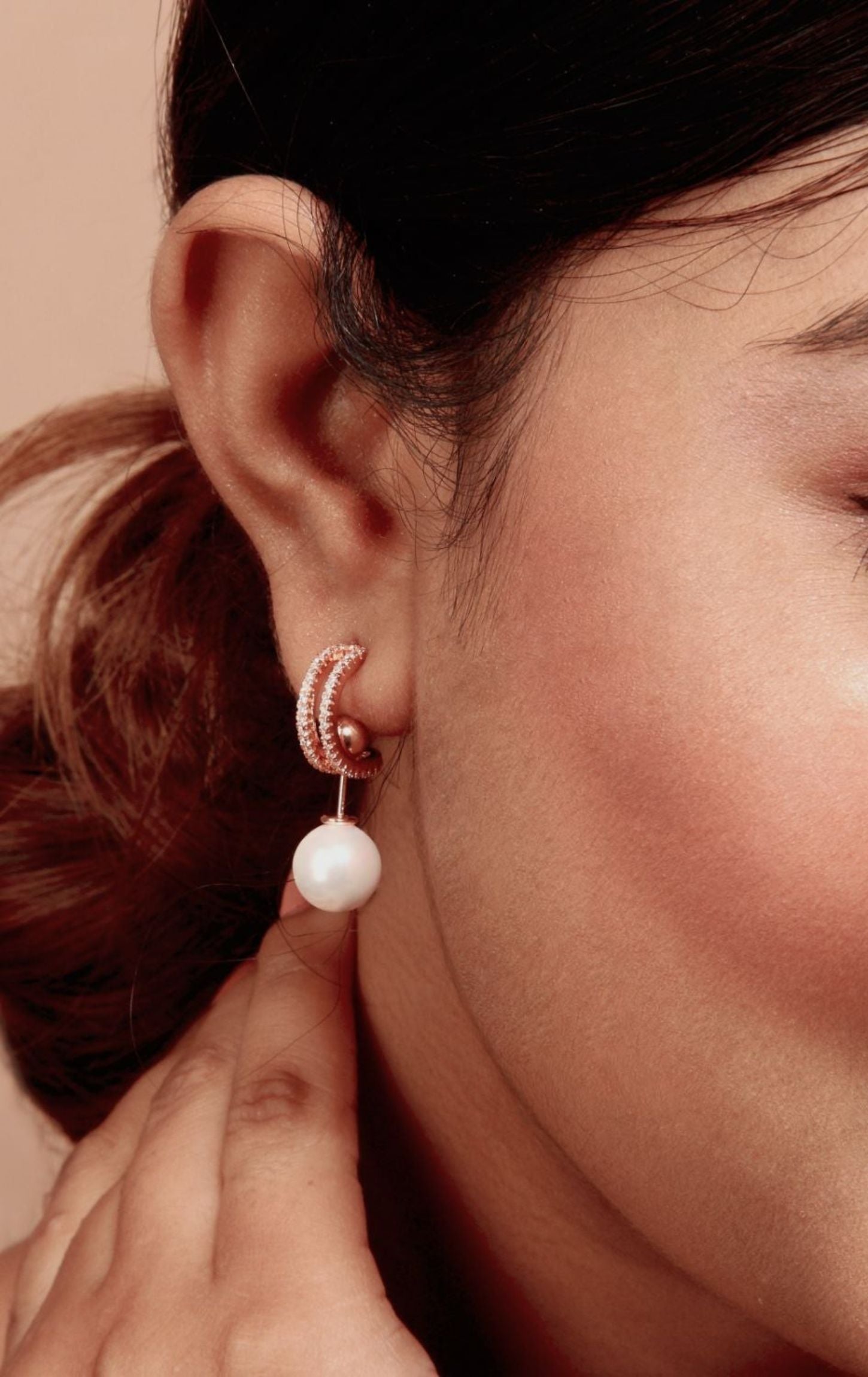 Hanging Pearl Semi Hooping Earring Rose Gold