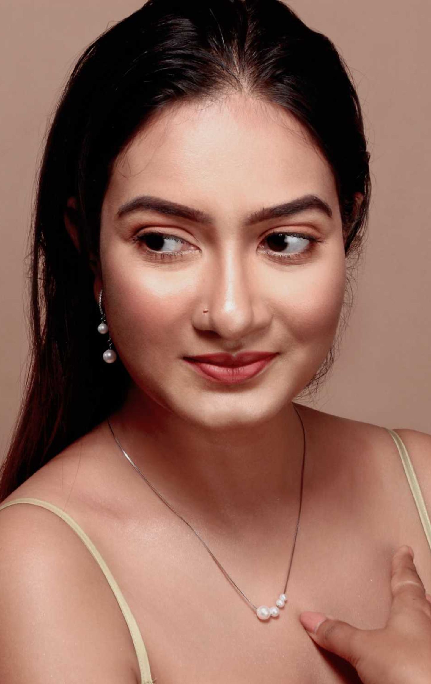 Multi-Pearl Enroped Necklace Silver